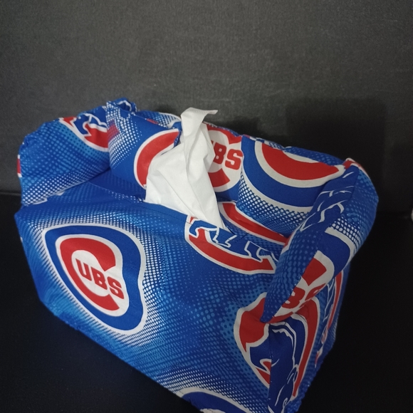 CUBS tissue box cover - Picture 2 of 3